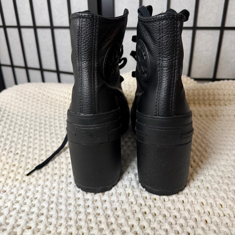 Converse Women’s Chuck De Luxe Heeled All-Black High-Top Sneaker Boots 7 - Picture 5 of 7